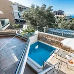 Nest Luxury 아파트 *