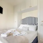 Nest Luxury *