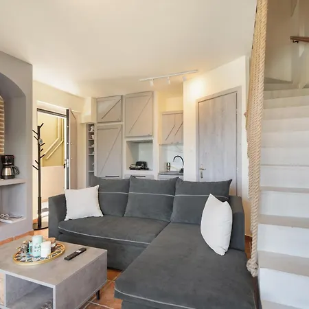 Nest Luxury Appartement Nikiana