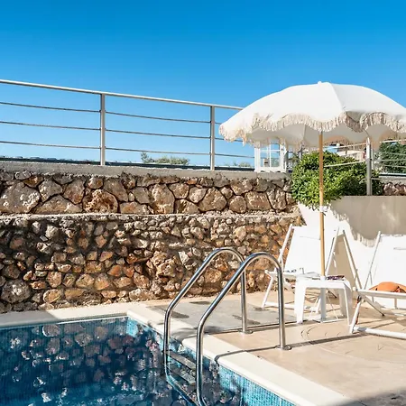 Apartamento Nest Luxury Nikiana
