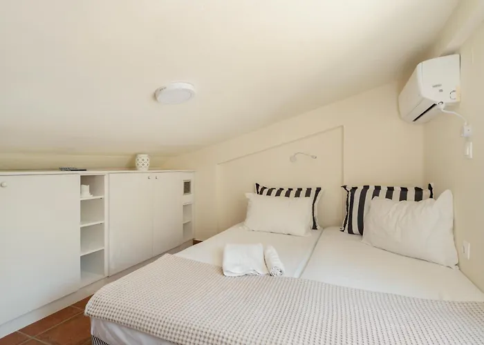Nest Luxury Nikiana
